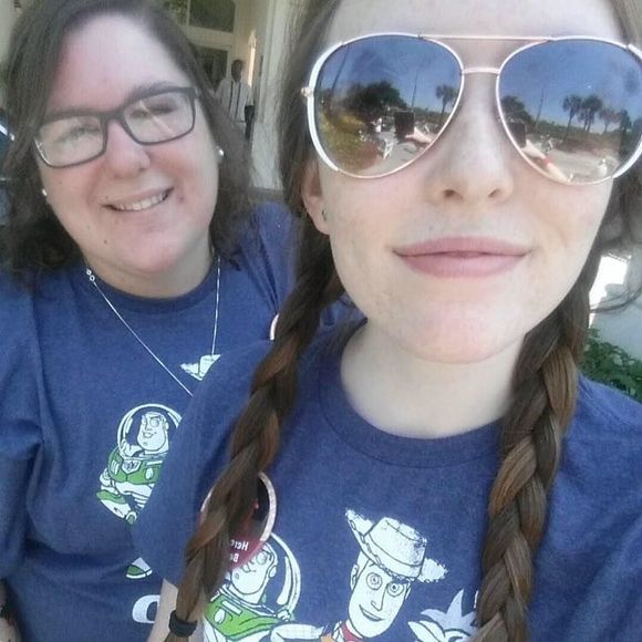 Meet your Posher, Alicia - Picture 1 of 1